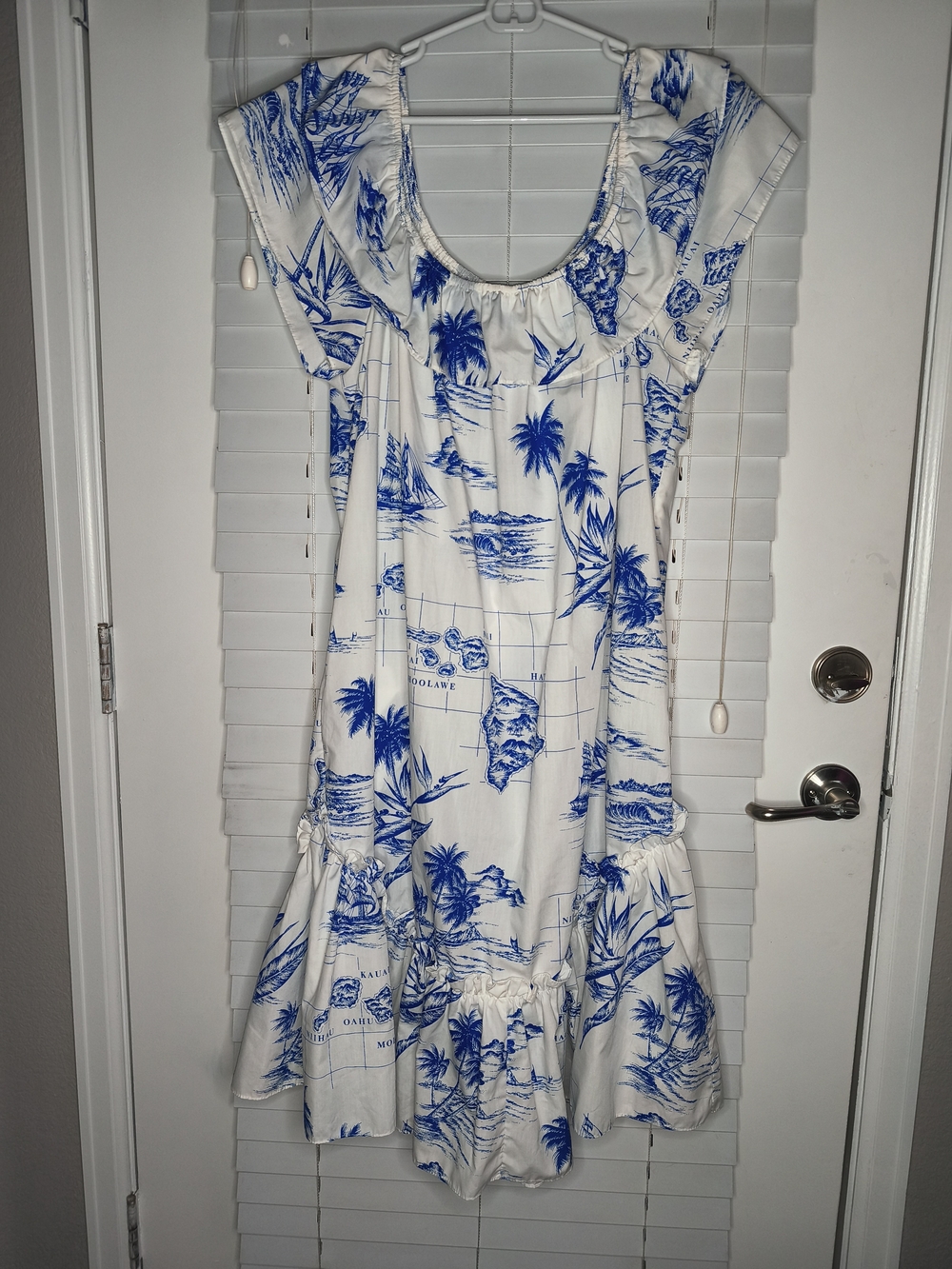 VTGKole Kole Hawaiian Muumuu Dress L Blue White Island Map Print Off Shoulder